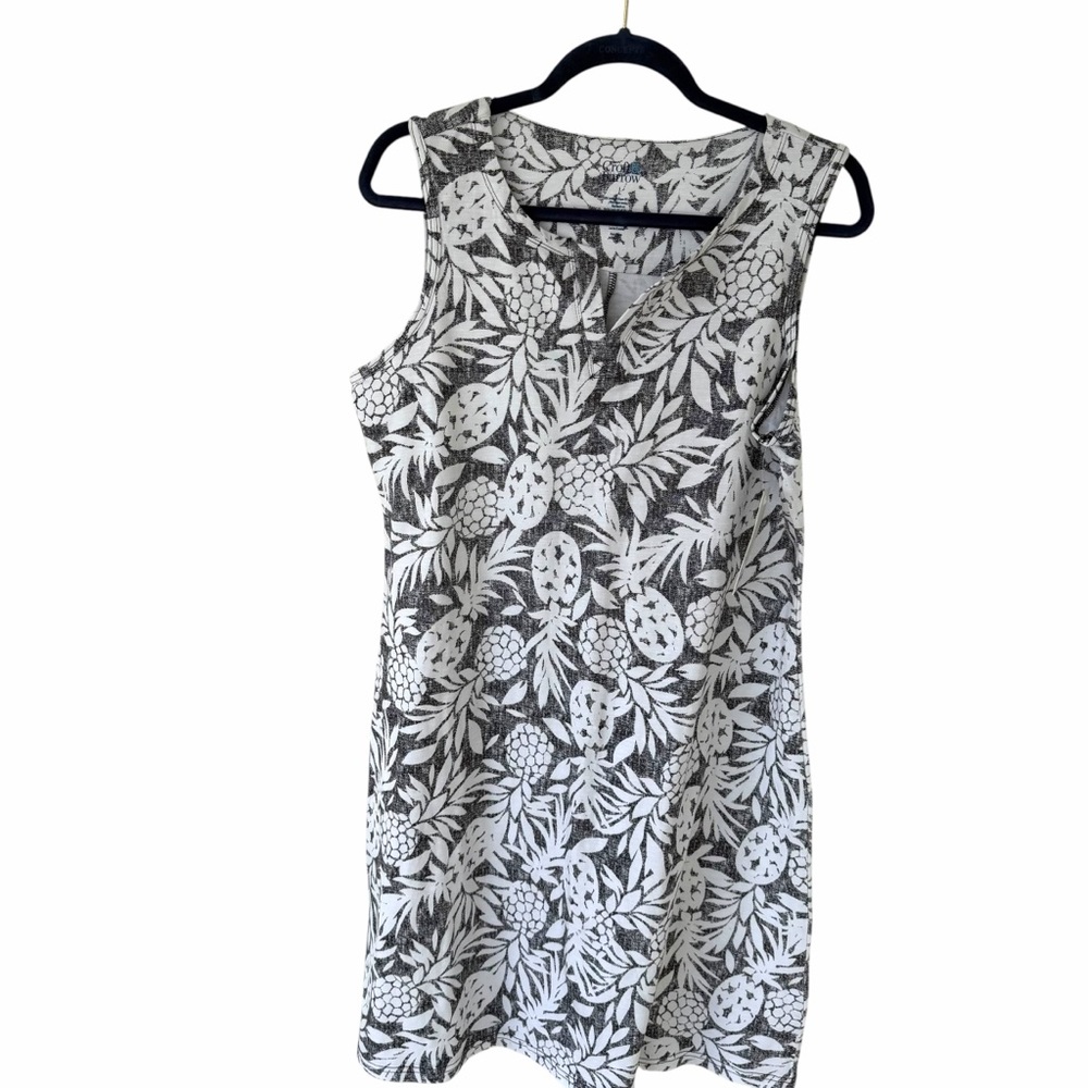 Croft & Barrow Womens L Pineapple Tropical Sleeveless Shift Dress Black White
